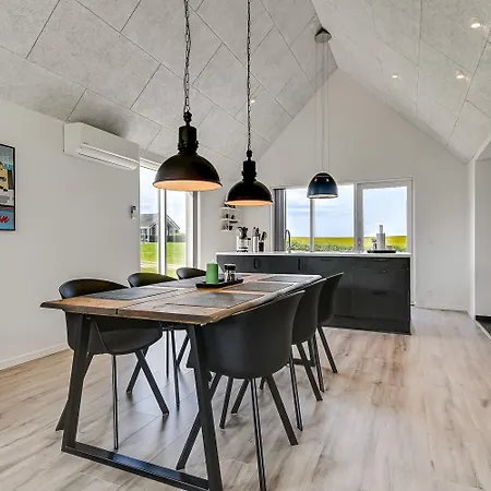 Comfortable And Newer House With A View - Sj412 Nyaraló
